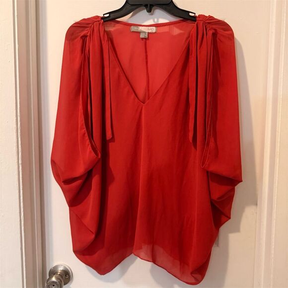 Love 21 Women's XS Red Sheer Flutter Sleeve V-Neck Blouse Casual Top - Picture 1 of 7